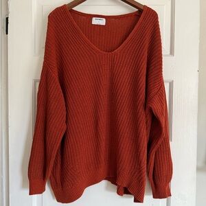 Old Navy Women's V-Neck Sweater in Rich Rust